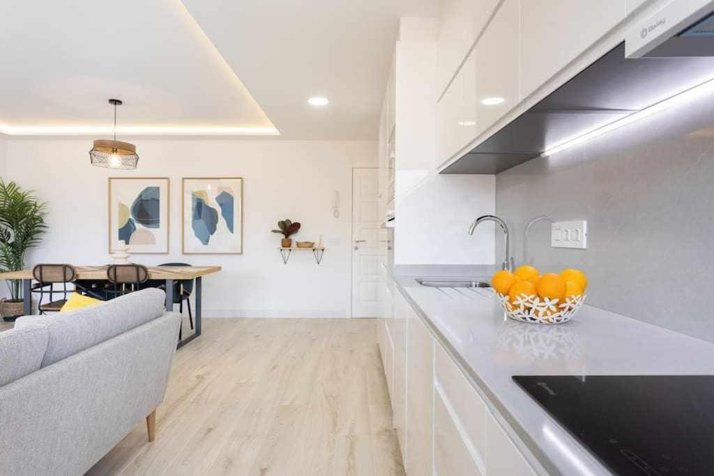Sunnyland Apartment Arona Cho Extérieur photo