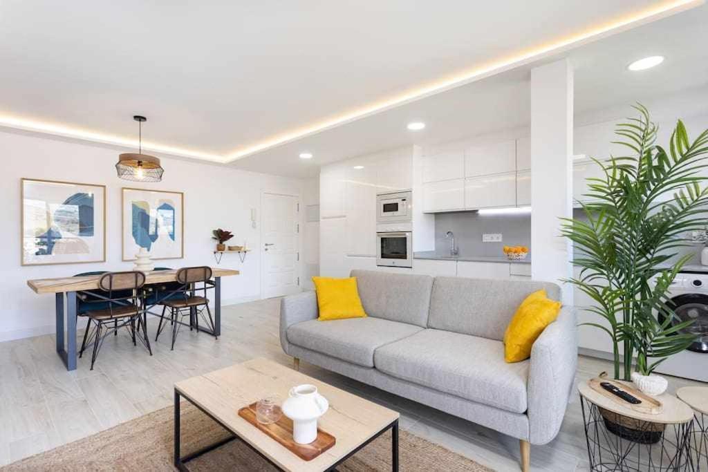 Sunnyland Apartment Arona Cho Extérieur photo
