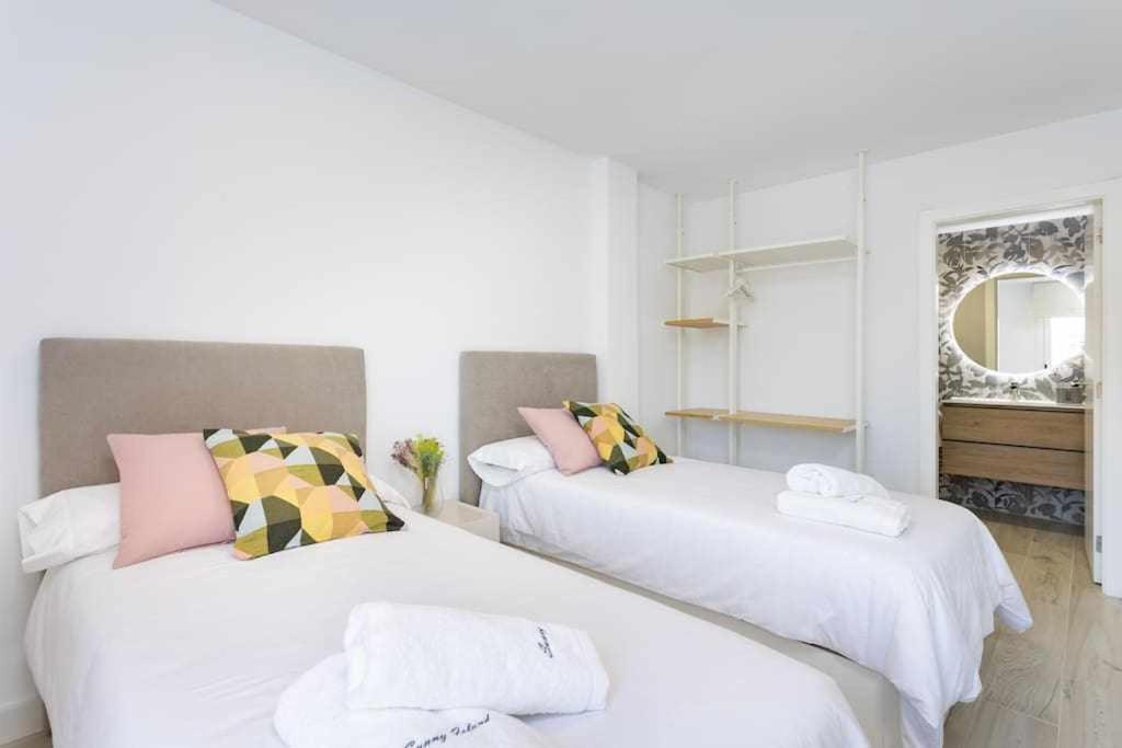 Sunnyland Apartment Arona Cho Extérieur photo