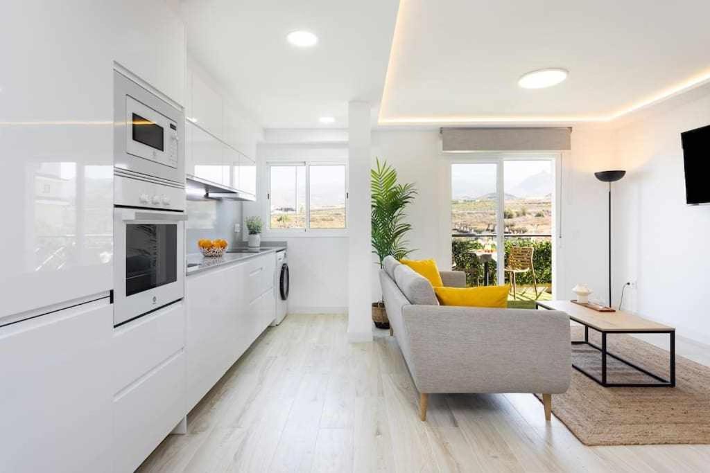 Sunnyland Apartment Arona Cho Extérieur photo