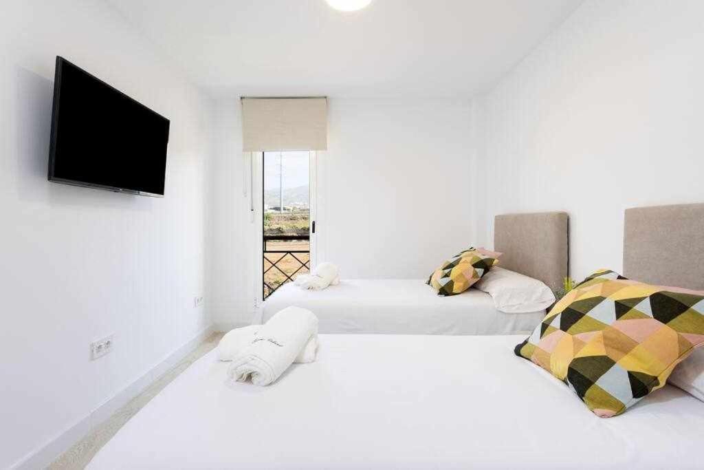Sunnyland Apartment Arona Cho Extérieur photo